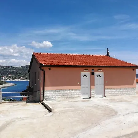 By The Sea Cove Ostricka Luka, - 13709 דירה