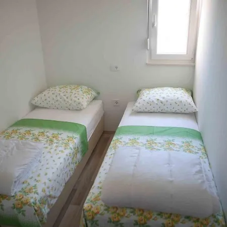 By The Sea Cove Ostricka Luka, - 13709 * רוגוזניצה